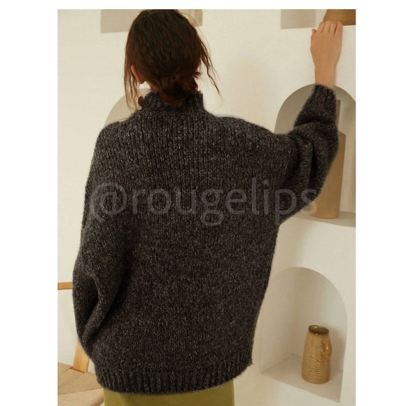 Black Knit Oversized Pullover Turtleneck Sweater - Picture 3 of 9